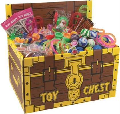 DELUXE TOY ASSORTMENT (200) W/ TOY CHEST thumbnail 3